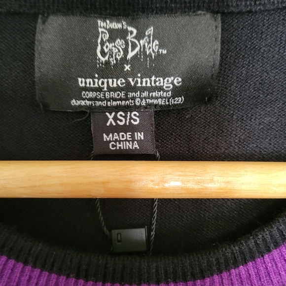 NWT Tim Burtons Corpse Bride x Unique Vintage Sweater Size Xs/S - Picture 9 of 9